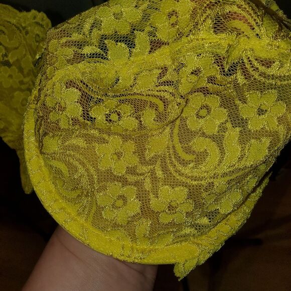 NWT 38DDD Yellow Lace Bra, New, Smart & Sexy, Underwire, 2 Hooks - Picture 5 of 11